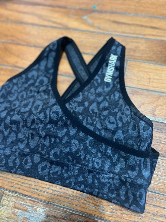 Gymshark Other - Gymshark Black Charcoal Leopard Seamless Sports Bra